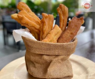 Asian Pastry : Fried Chinese Dough
