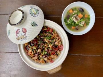 (New) Singaporean Cuisine - Claypot Rice